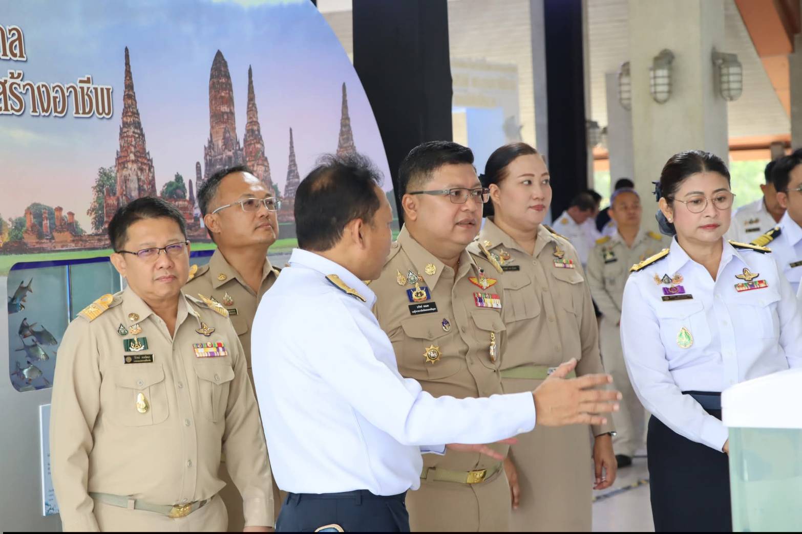 title - ปฏิรูปที่ดินจังหวัดพระนครศรีอยุธยา ปฏิบัติหน้าที่ในตำแหน่ง ผู้อำนวยการศูนย์ส่งเสริมและพัฒนาอาชีพเสริมนอกภาคการเกษตร ร่วมพิธีปล่อยพันธุ์สัตว์น้ำเฉลิมพระเกียรติและน้อมรำลึกในพระมหากรุณาธิคุณ สมเด็จพระนางเจ้าสิริกิติ์ พระบรมราชินีนาถ พระบรมราชชนนีพันปีหลวง เนื่องในโอกาสวันคล้ายวันพระราชสมภพ 12 สิงหาคม 2569 ณ ท่าชัยยุทธ ศูนย์ส่งเสริมและพัฒนาอาชีพเสริมนอกภาคการเกษตร